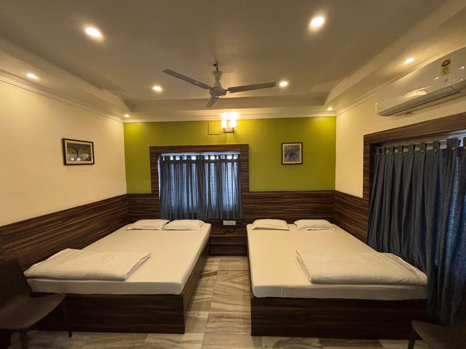 כלכותה Om Sai Villa Guesthouse מראה חיצוני תמונה