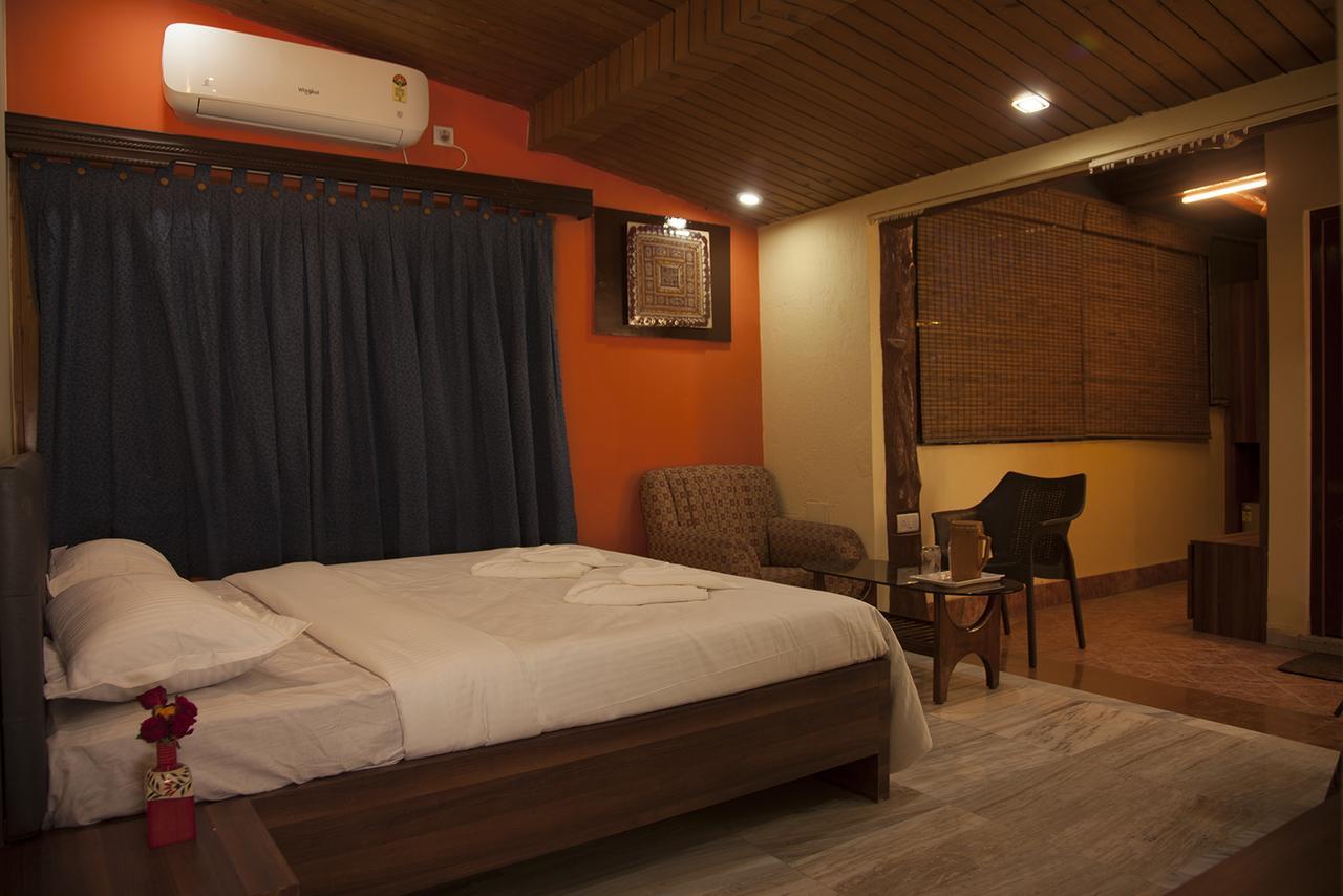 כלכותה Om Sai Villa Guesthouse מראה חיצוני תמונה