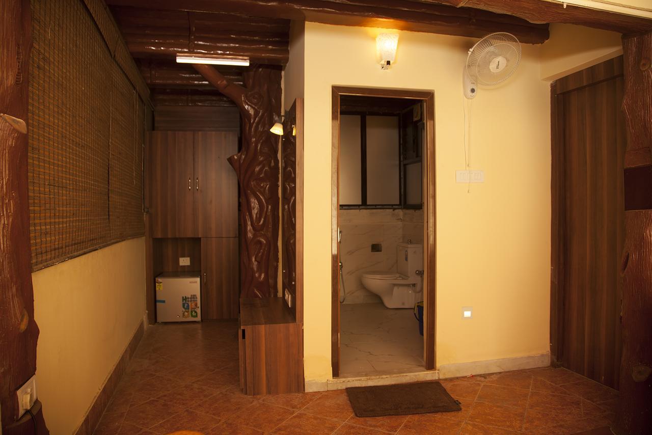 כלכותה Om Sai Villa Guesthouse מראה חיצוני תמונה